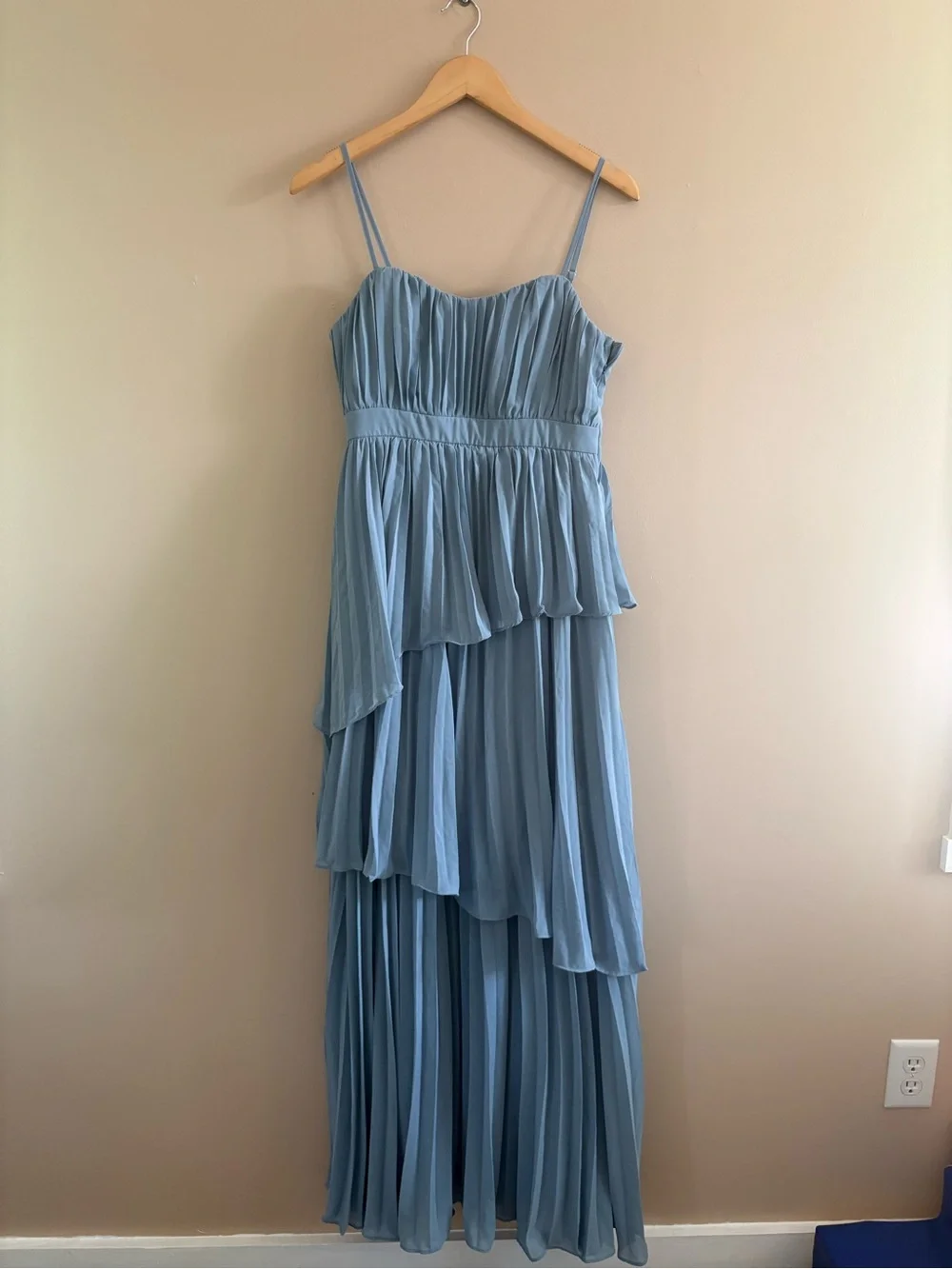 Lulus Jehona Dusty Blue Pleated Tiered Maxi Dress Size Medium Formal Wedding - Picture 3 of 9